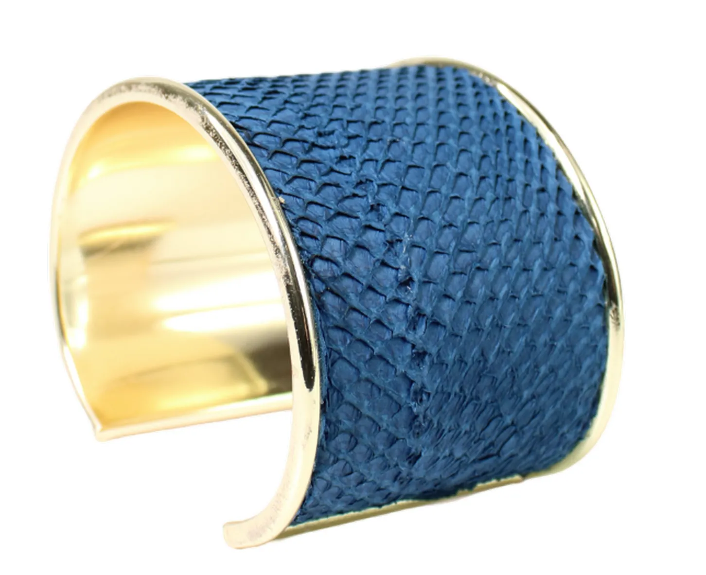 breiter Armreif 4,5 cm aus Fischleder, Edelstahl, tolle Farben, gold
