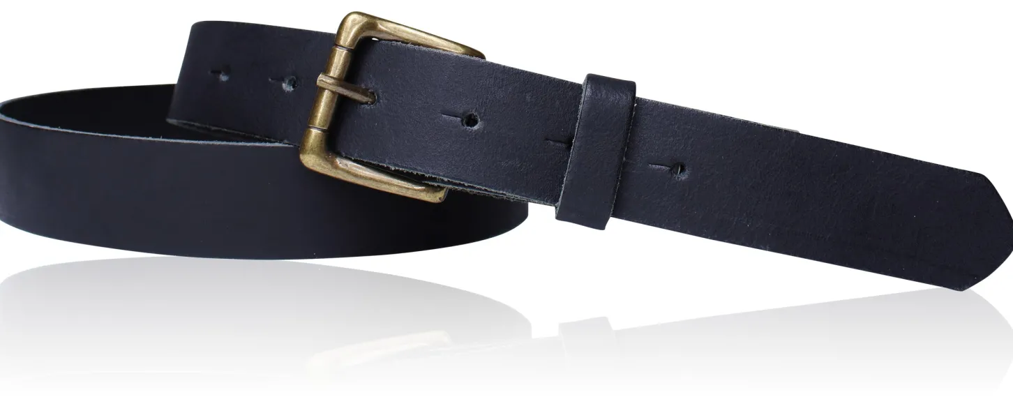 Sportiver Damen Ledergürtel 2,8 cm, Gürtelschnalle messingfarbig, echt Leder