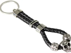 Totenkopf Schlüsselanhänger aus Leder und rockigen Zierteilen